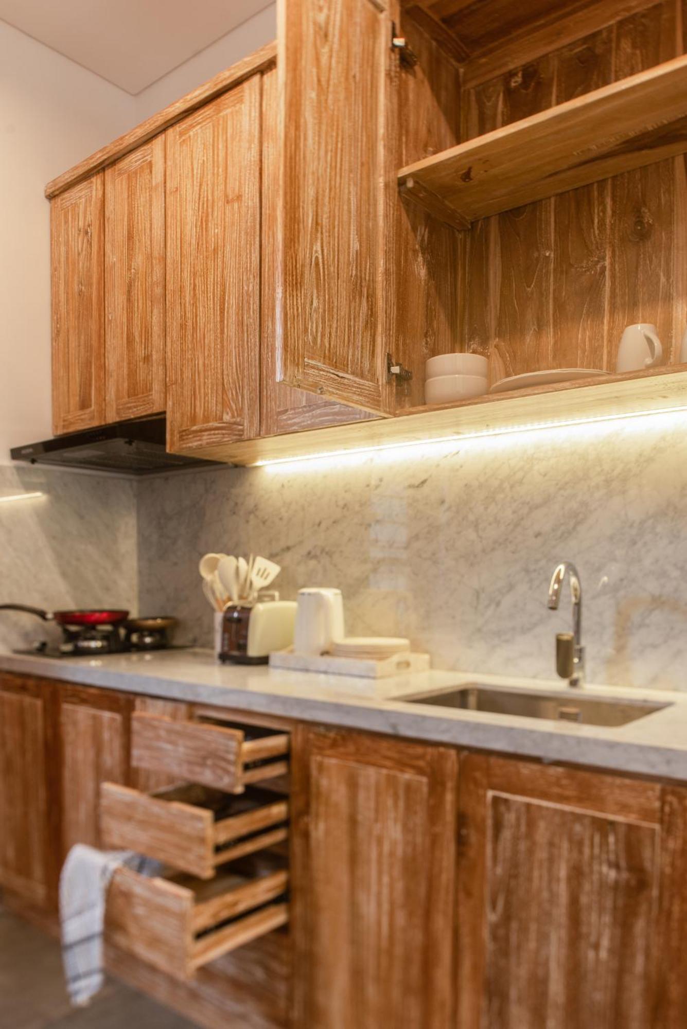 Hotel The Cozy Haven Sanur Exterior foto