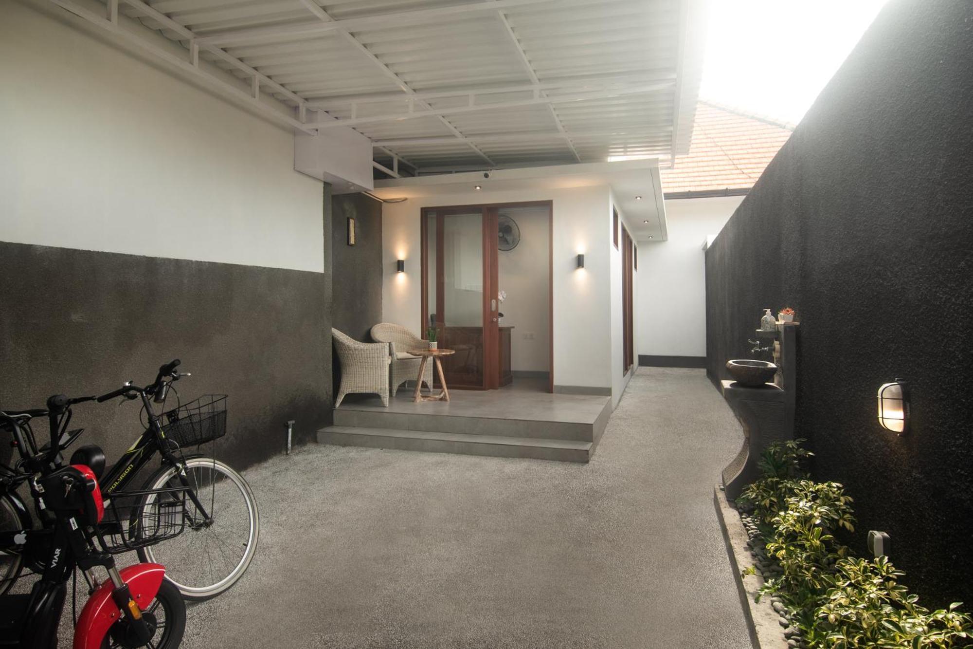Hotel The Cozy Haven Sanur Exterior foto